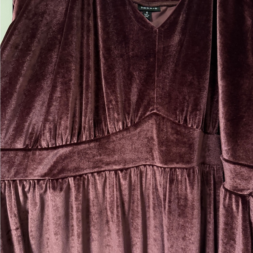 Torrid Elegant Velvet Dress - Picture 5 of 5